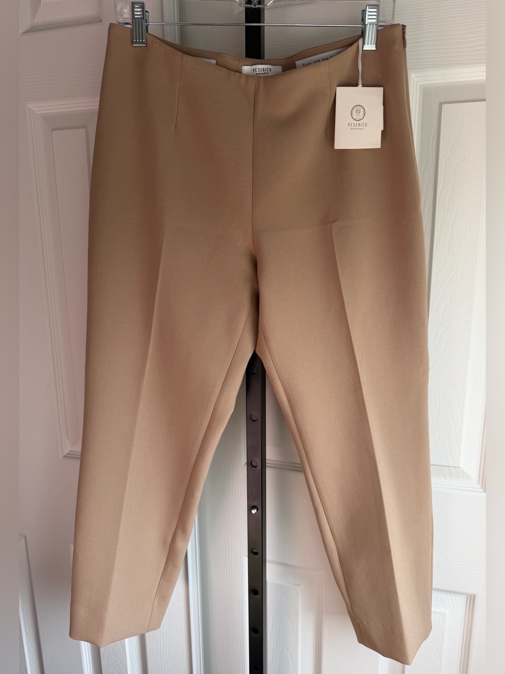 NWT Peserico Handmade Tailored Pants 
Women’s Size: 8